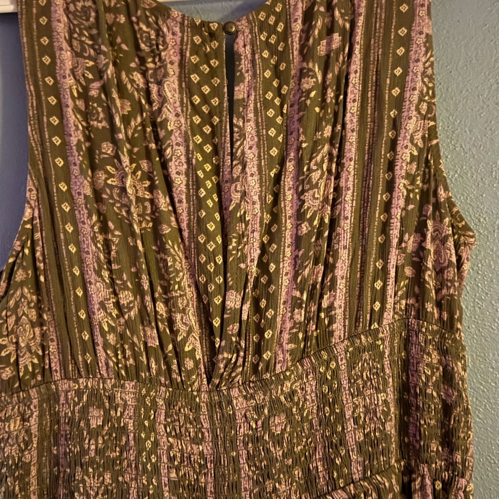 Smocked WB Jumpsuit - Picture 7 of 9